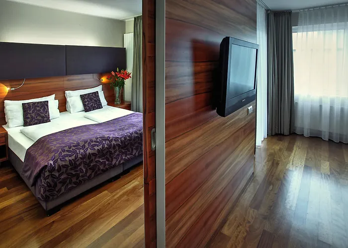 Pakat Hotel Vienna