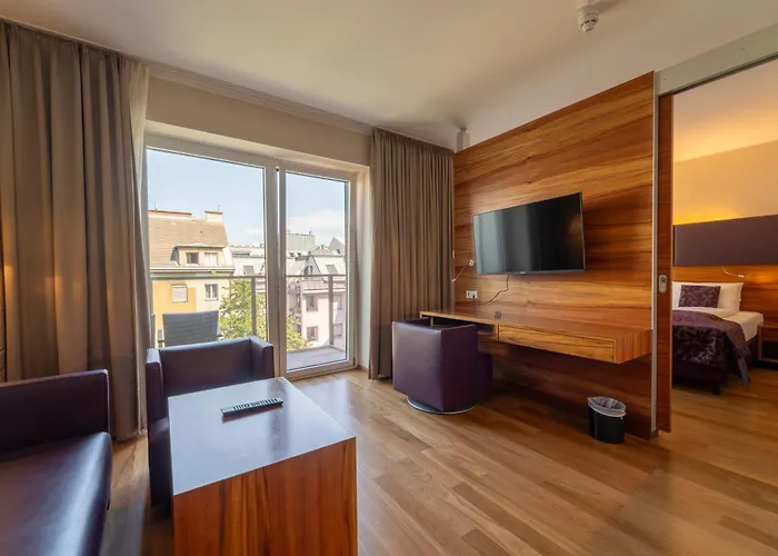 Pakat 4* Vienna