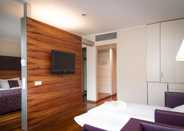 Hotel Pakat Vienna
